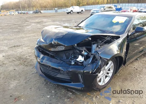 2018 Chevrolet Camaro 1Lt из США, поврежденный, VIN 1G1FB1RX7J0101184